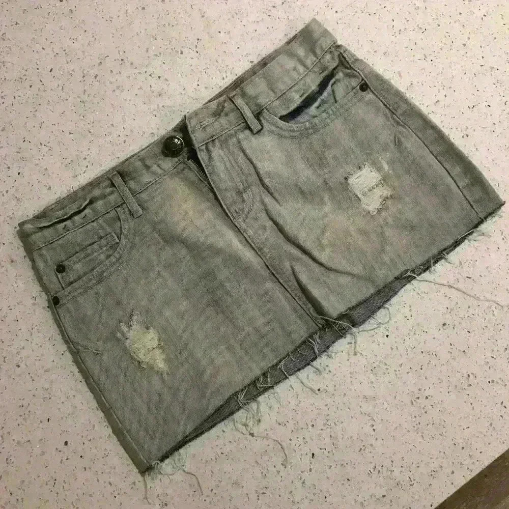 Cotton On Denim Skirt - Picture 5 of 5